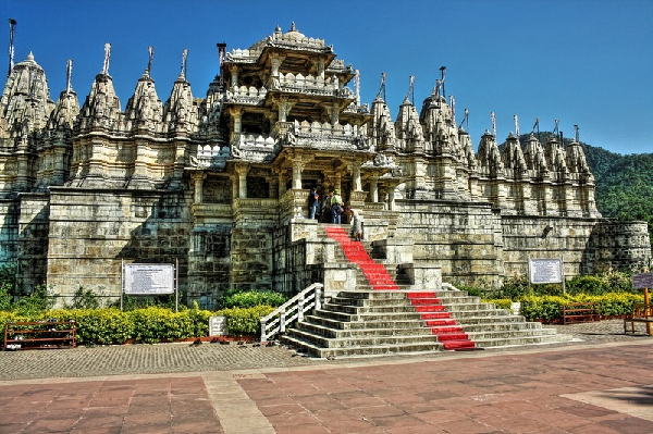 Ранакпурские джайнские храмы