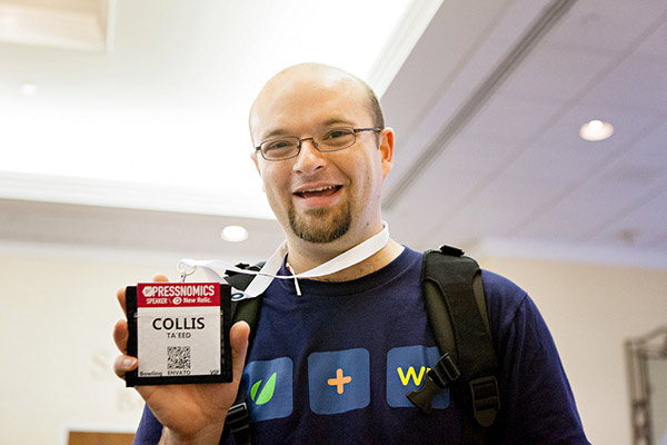 Коллис со своим ремешком на PressNomics в 2012 году