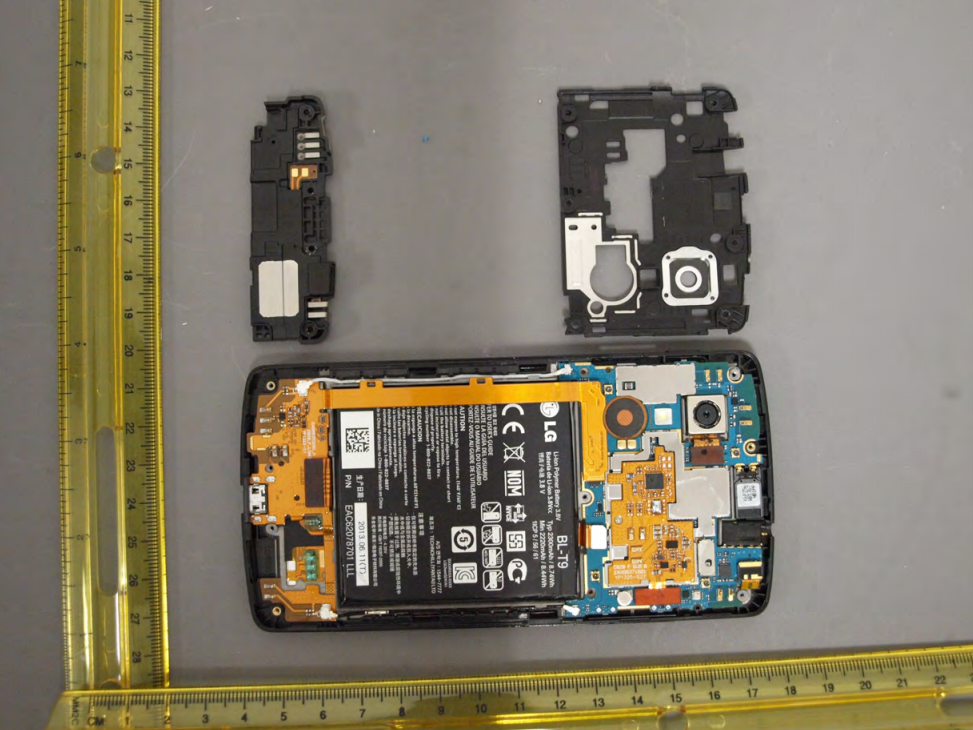 Nexus 5 Teardown